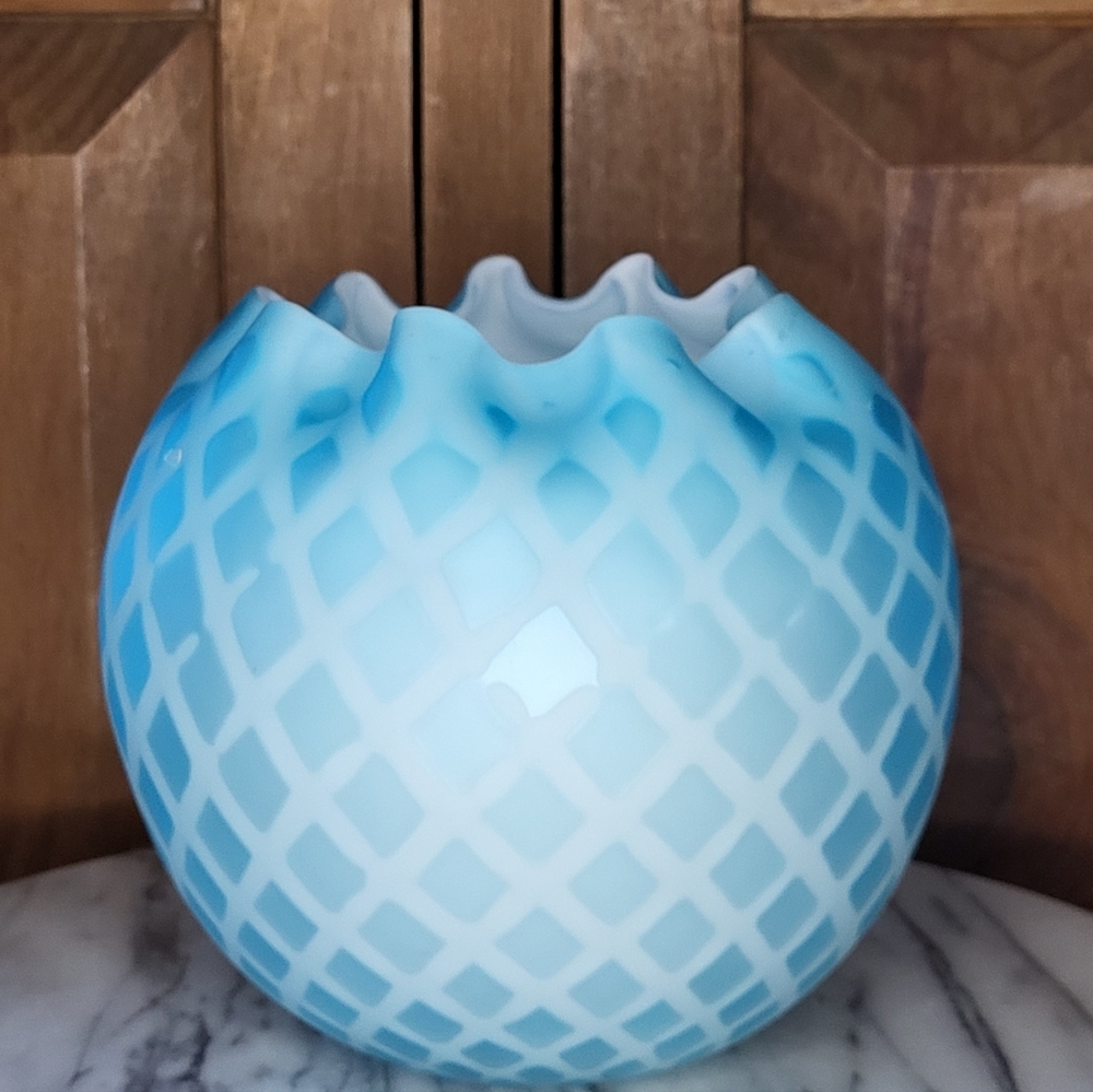 Antique Glass Rose Vase - Picture 12 of 15